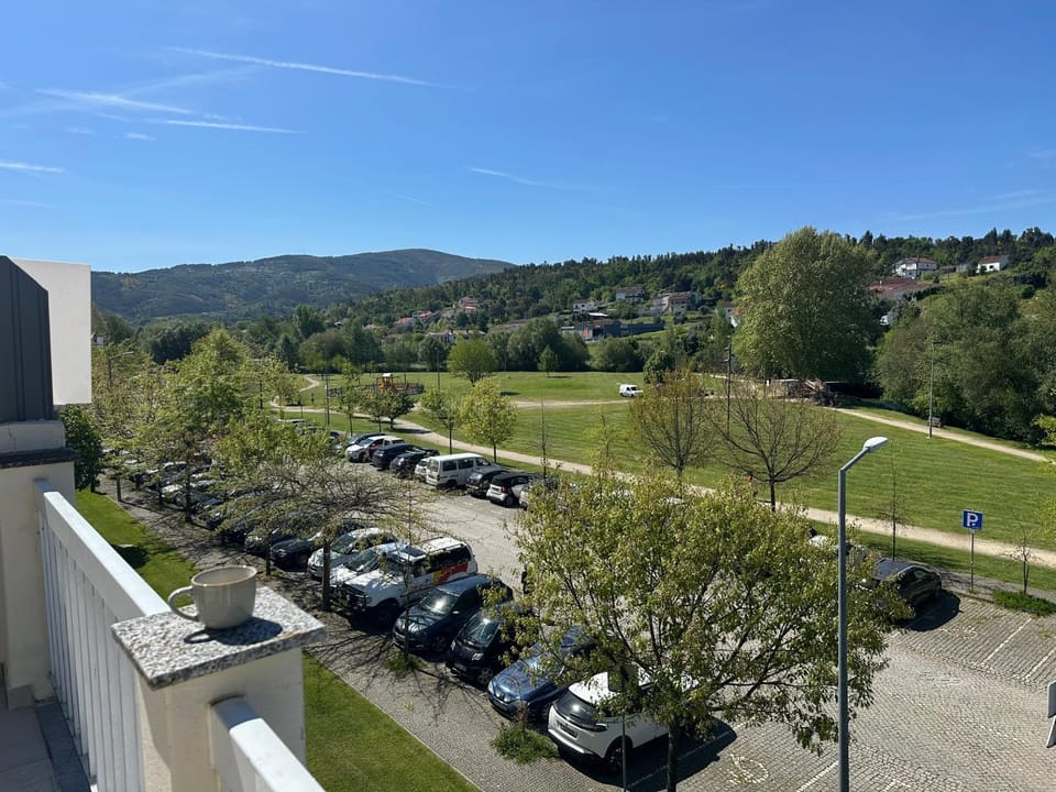 Neighbourhood, Natural landscape, Balcony/Terrace, Mountain view, Parking