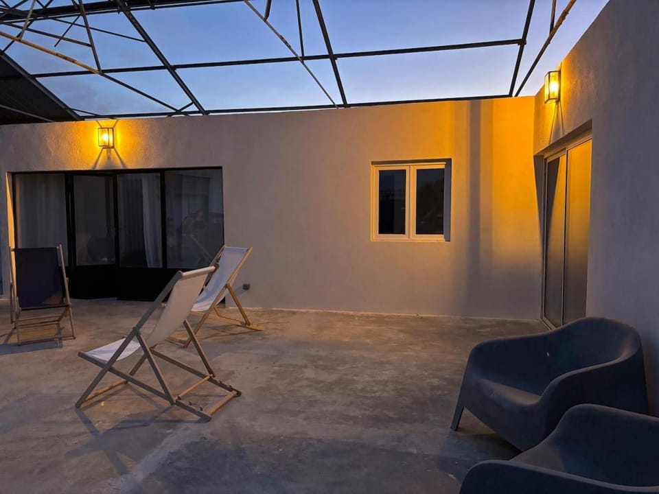 Patio, sunbed