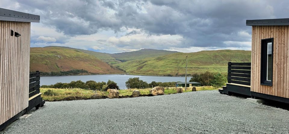 Property building, Day, Natural landscape, Lake view, Mountain view, River view