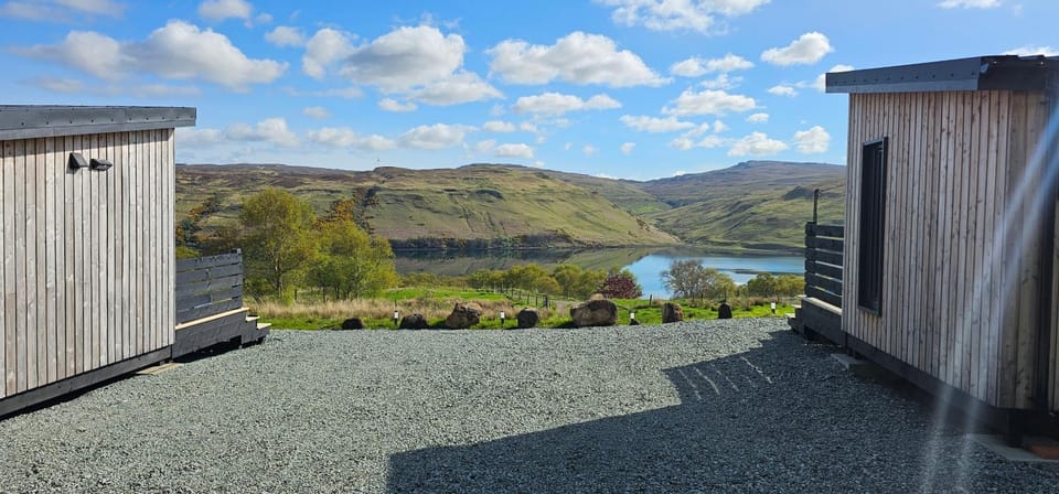 Spring, Day, Natural landscape, Guests, Lake view, Mountain view, River view, Sea view, Sea view, Parking