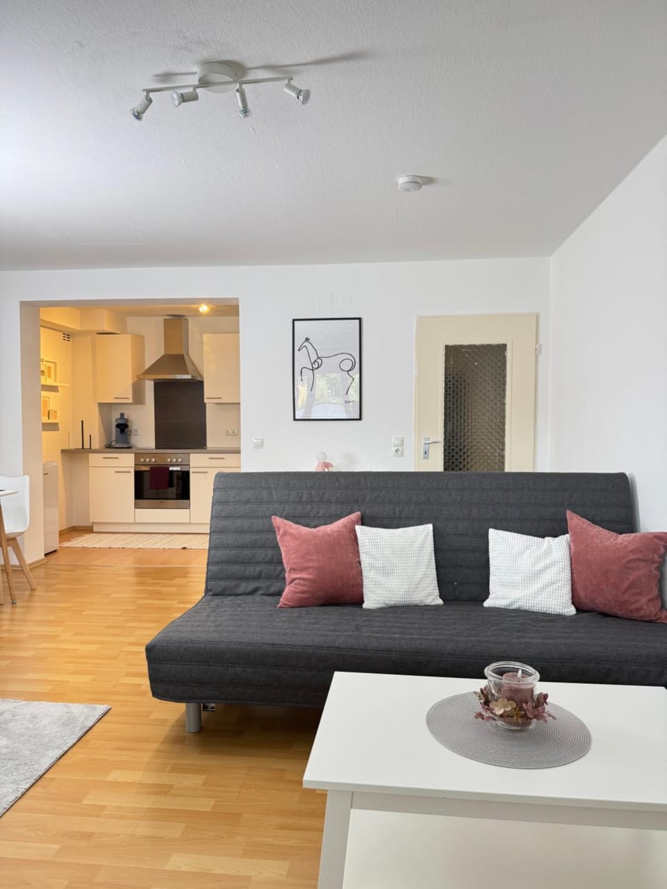 Kitchen or kitchenette, Living room, Seating area