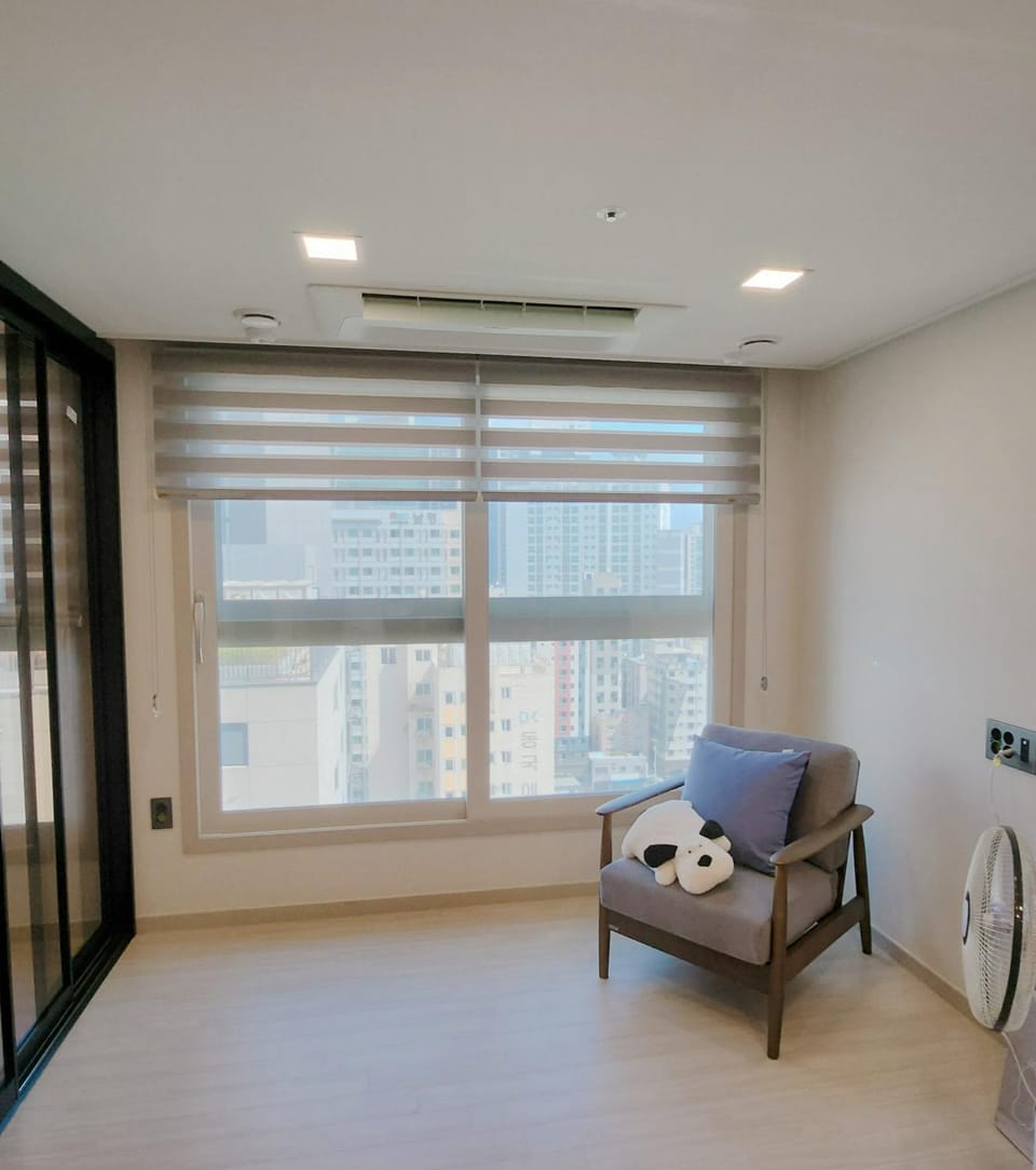Central Height Apartment Apartment in Busan