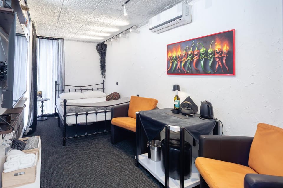 Communal lounge/ TV room, Bed, Photo of the whole room, Seating area, Bedroom
