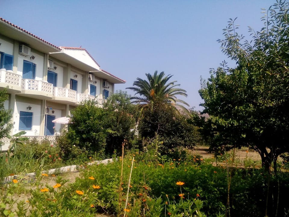 Property building, On site