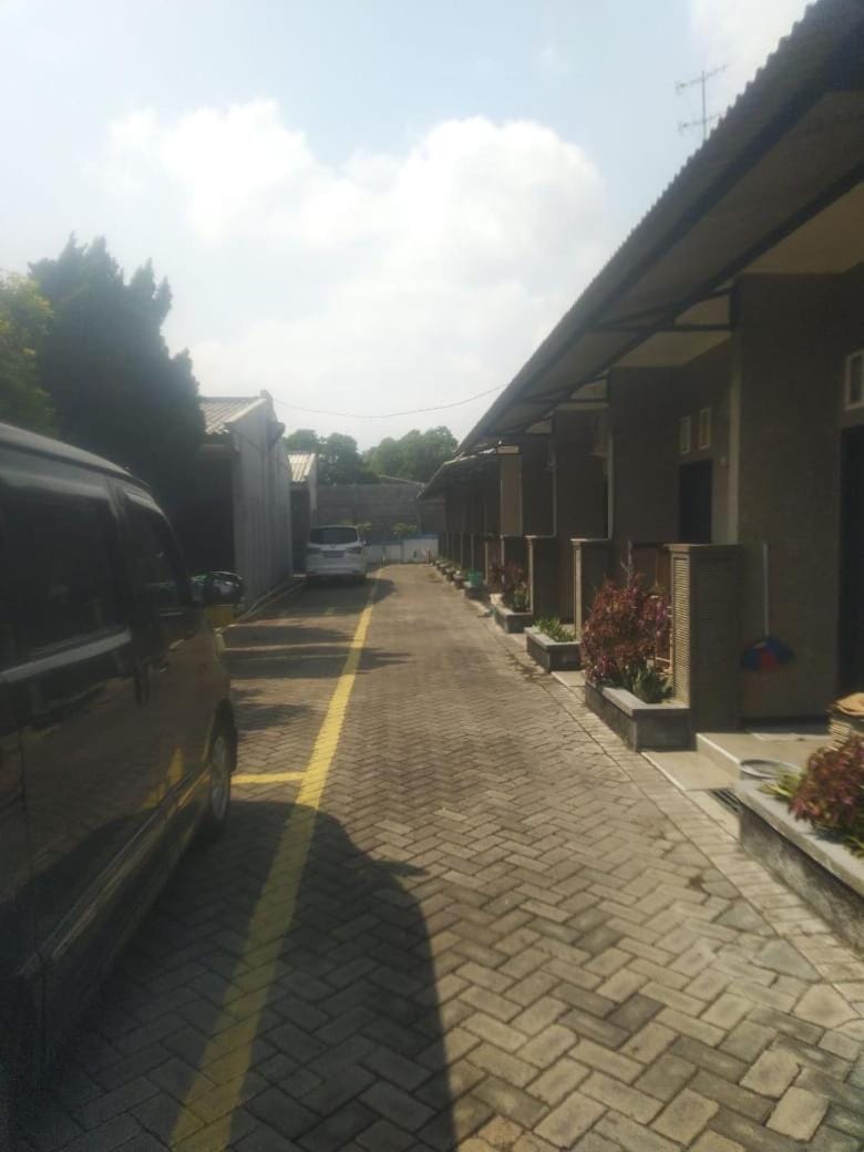 Property building, Neighbourhood, Parking