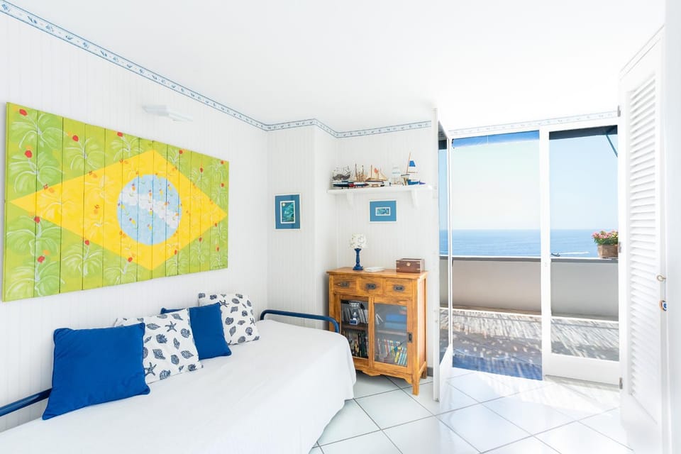 Bedroom, Sea view, air conditioner