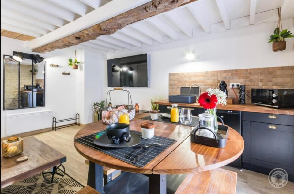 Le refuge de l'hortensia 2 Bed and Breakfast in Normandy