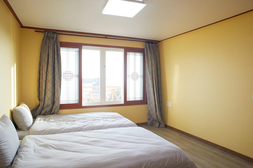 Jeju Tovice Condo New Building Hotel in South Korea