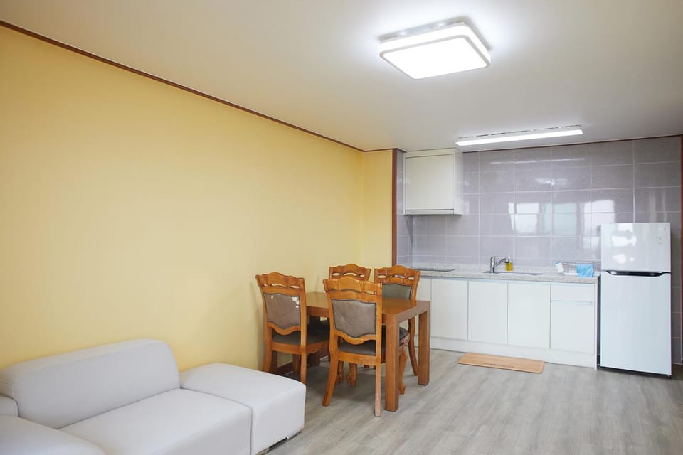 Jeju Tovice Condo New Building Hotel in South Korea