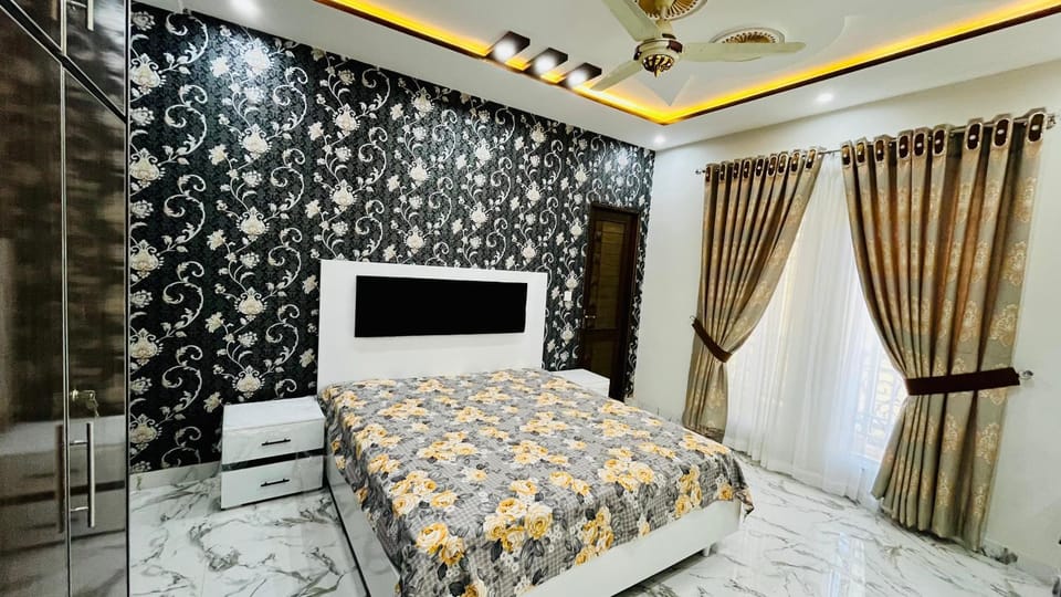 House apartment Apartment in Lahore