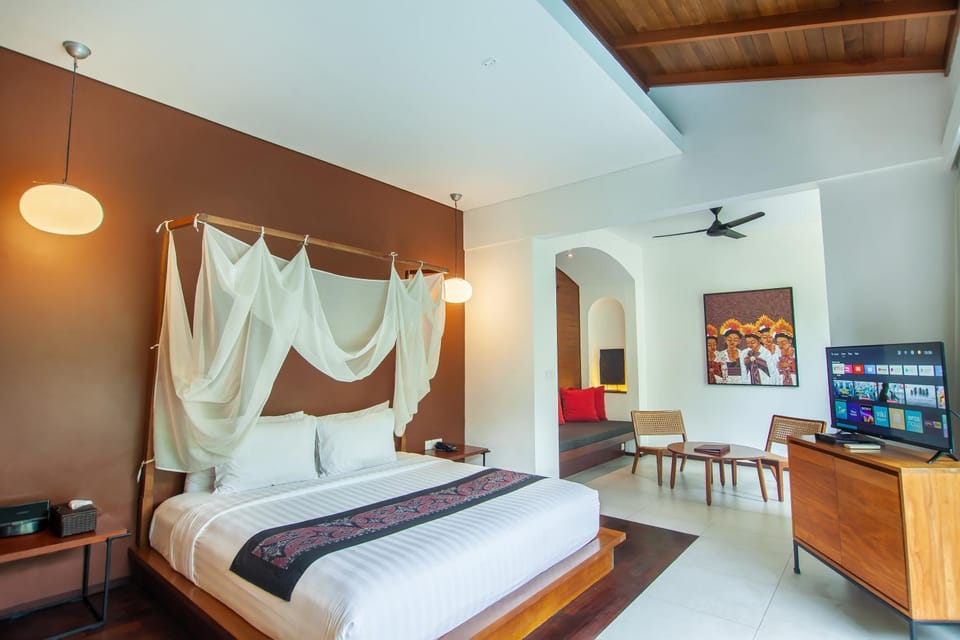 Communal lounge/ TV room, Bed, TV and multimedia, Photo of the whole room, Evening entertainment, Bedroom, hair dresser