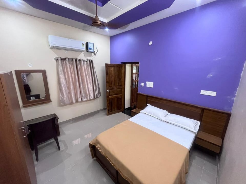 TV and multimedia, air conditioner
