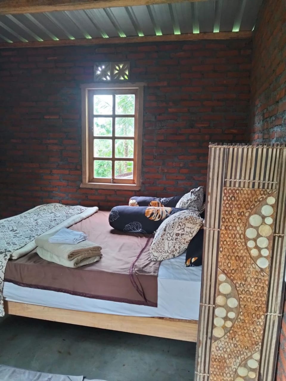 Nostalgia Camping Home House in East Selemadeg