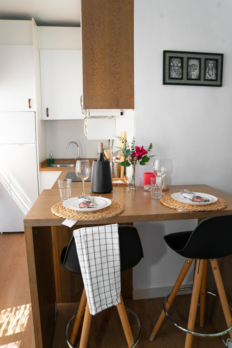 Dining area, Communal kitchen