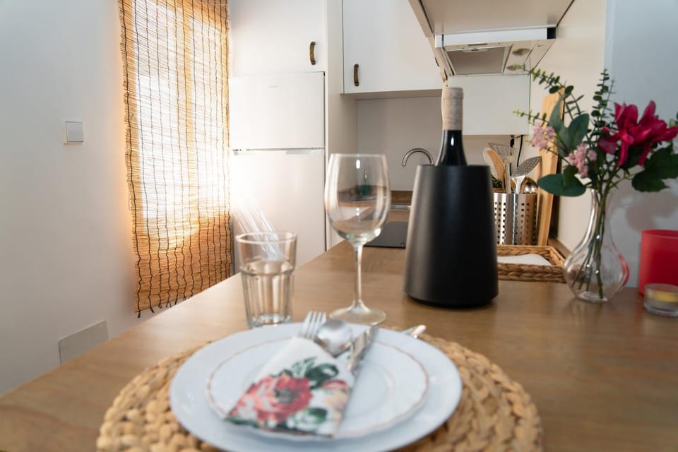 Dining area, Communal kitchen