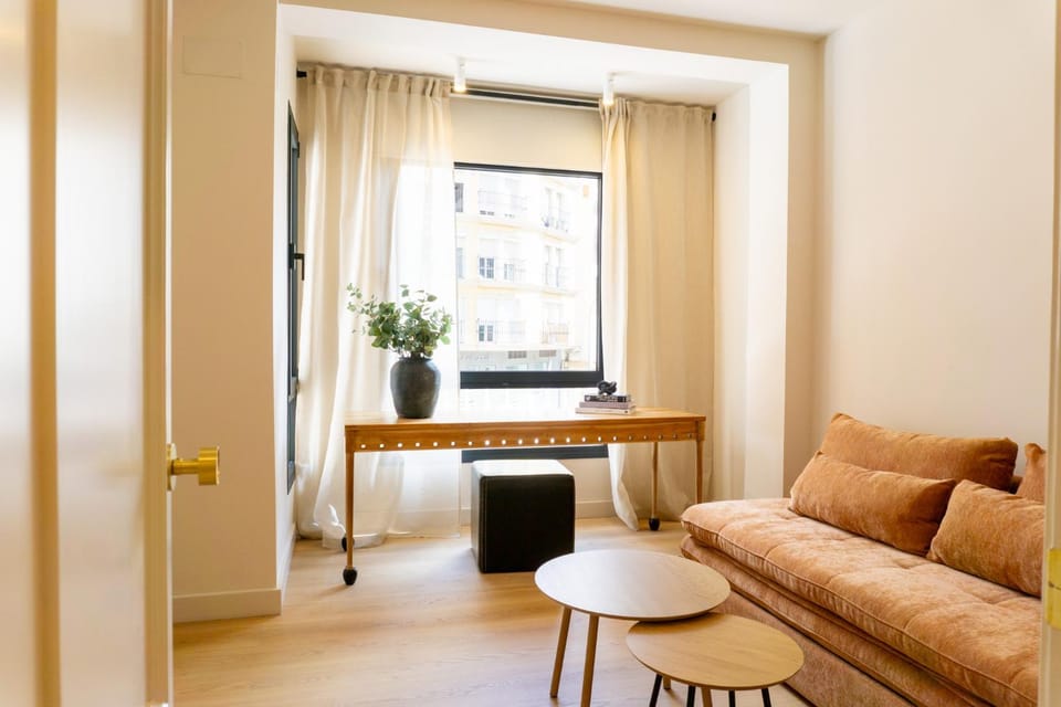Glamour Essence Blanco Coris Apartment in Malaga