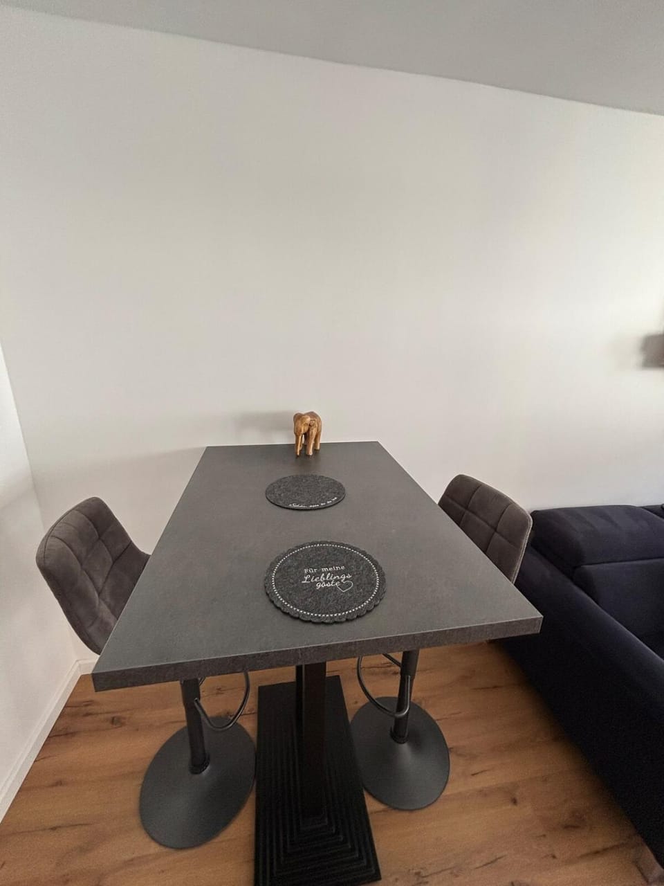 Seating area