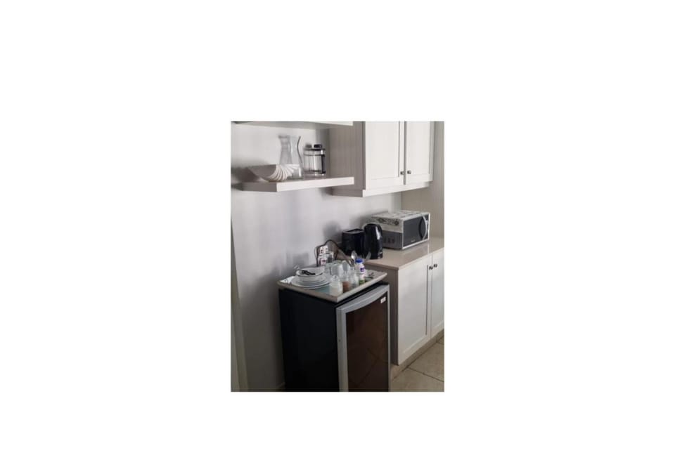 Coffee/tea facilities, microwave, toaster