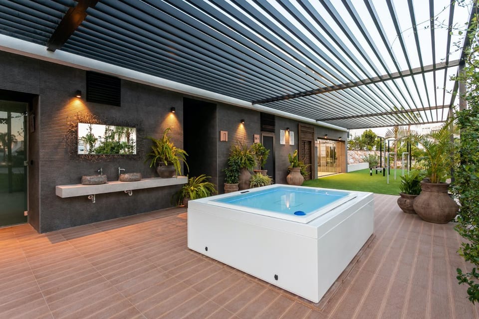 Hot Tub