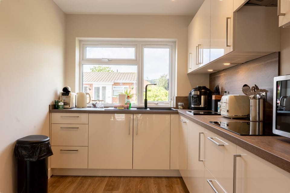 Dog Friendly Ground Floor Bungalow Great Links to Chepstow and M4 House in Forest of Dean