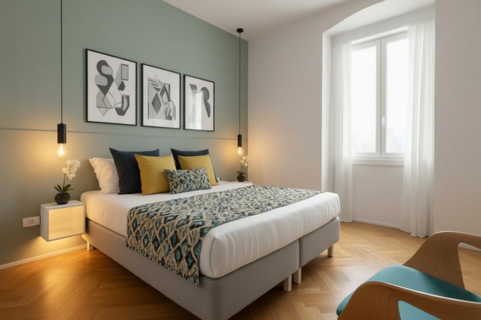 Photo of the whole room, Bedroom