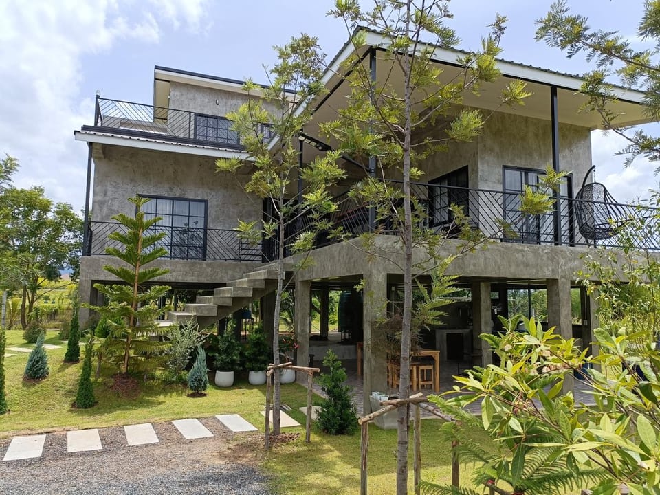 Honeymoon Moonlight Khaoyai Villa in Thailand