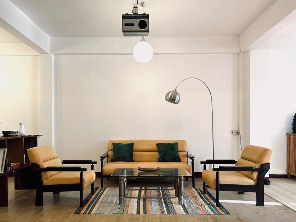 Living room, Family