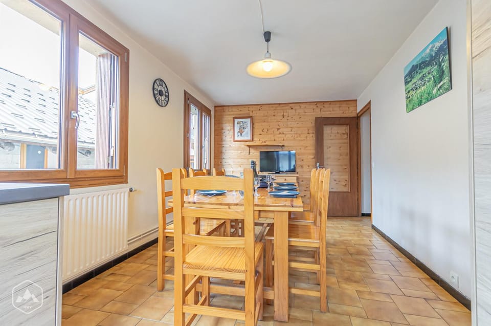 Résidence Arnaud Nicole - Appartement très spacieux au coeur du village MAE-0723 Apartment in Auvergne-Rhône-Alpes