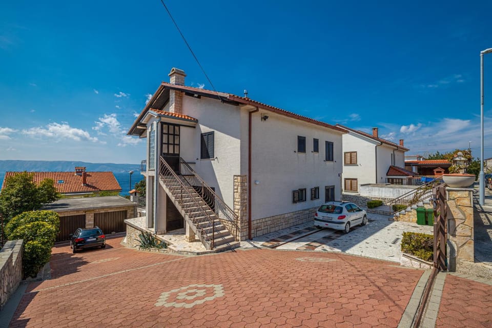 Property building, Parking