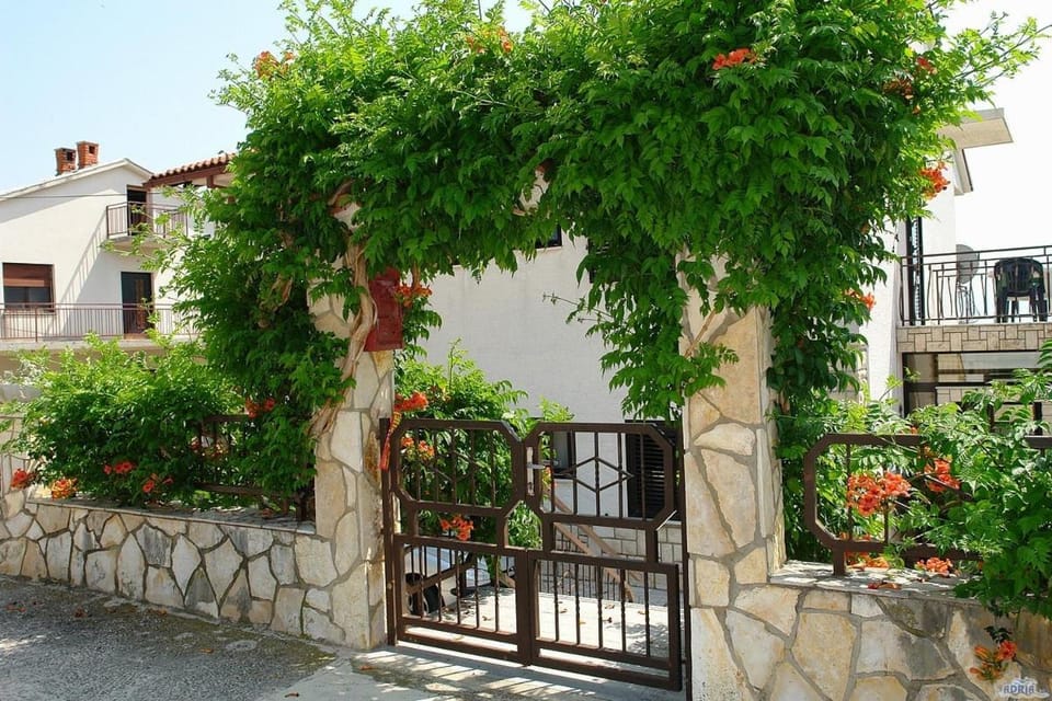 Property building, Spring, Day