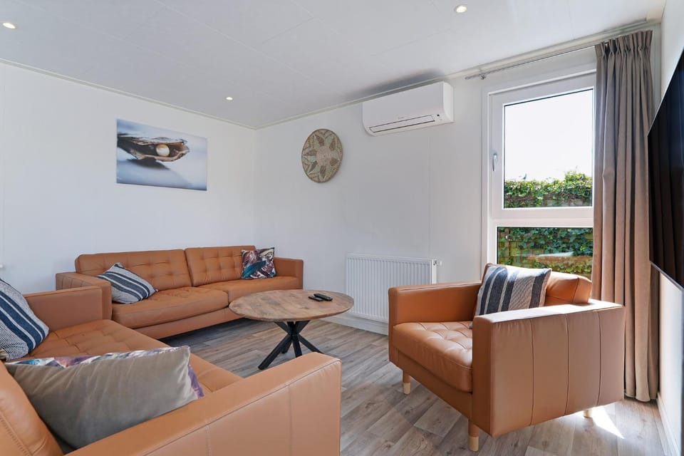 Chalet Pareloester - Ouddorp Chalet in Ouddorp