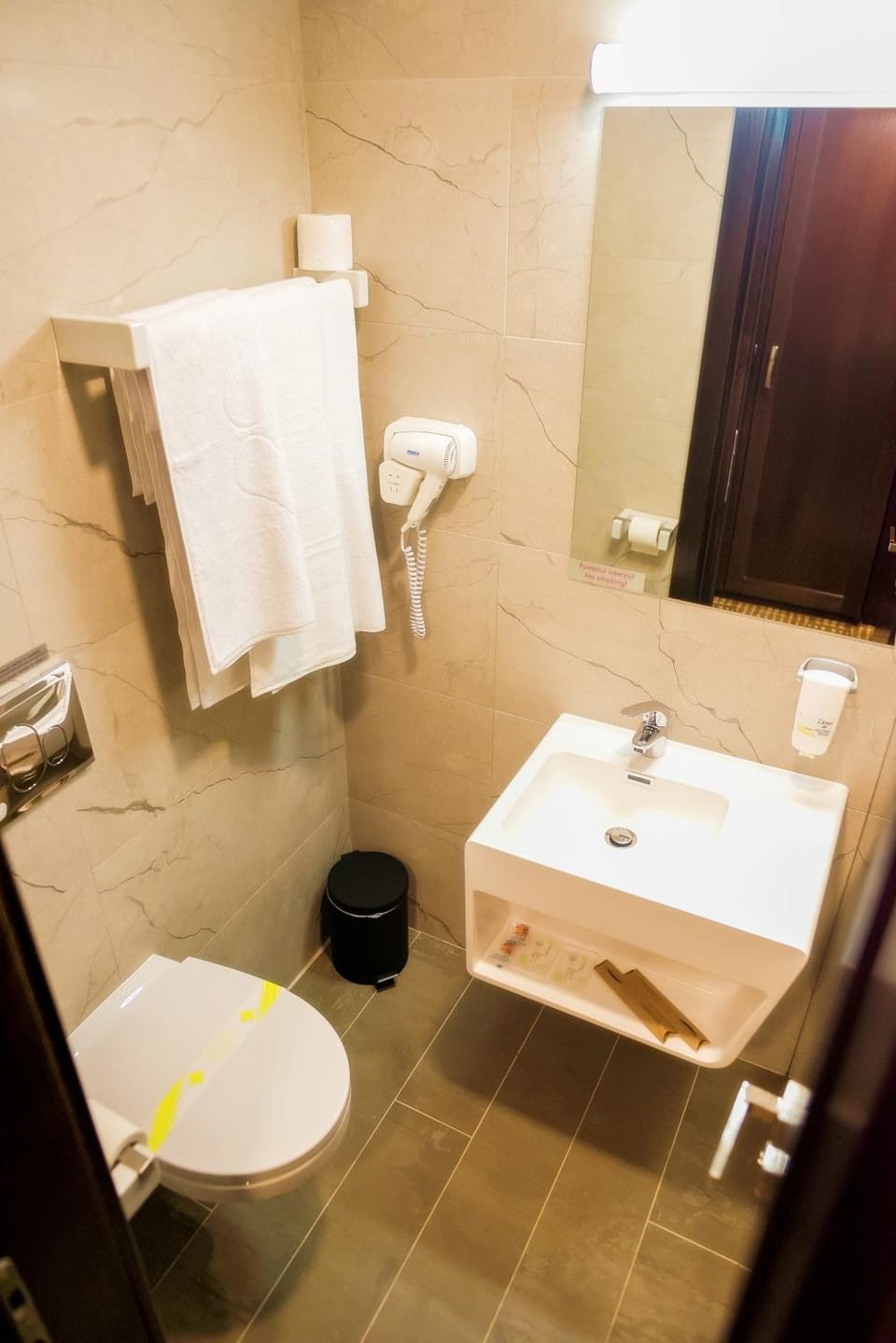 Bathroom, Photo of the whole room