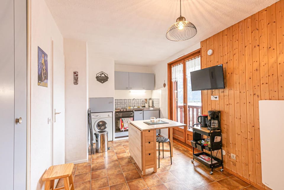 Résidence Saint Sebastien - Charmant appartement tout équipé avec balcon ensoleillé MAE-1143 Apartment in Auvergne-Rhône-Alpes