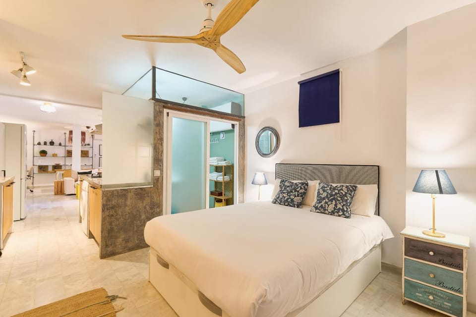 Pries Homes - Urban Loft Malagueta Apartment in Malaga
