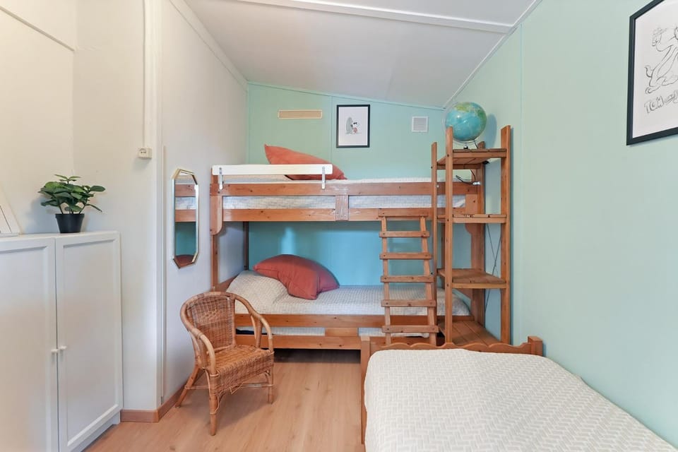 Bed, Bedroom, bunk bed