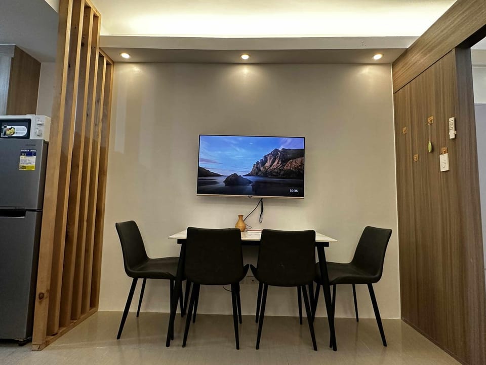 Cozy MOA Condo Perfect for 2 Apartment hotel in Pasay