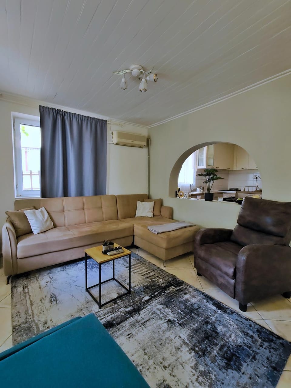 Living room, Seating area, fireplace