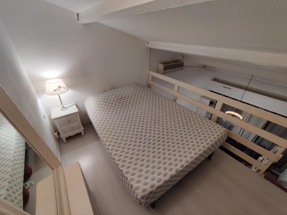 Studio Duplex Apartment in Balaruc-les-Bains