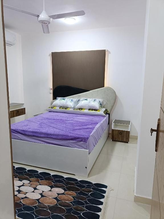شقة كاملة بغرفتي نوم Apartment in Hurghada