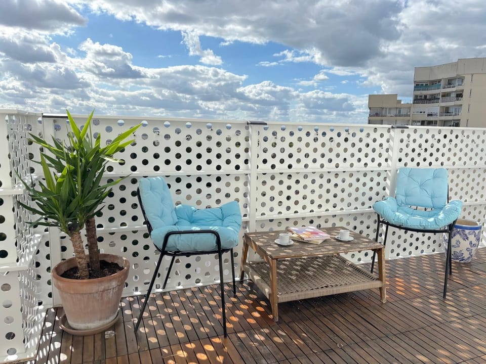 Patio, Day, View (from property/room), Balcony/Terrace, Living room, Seating area, Dining area