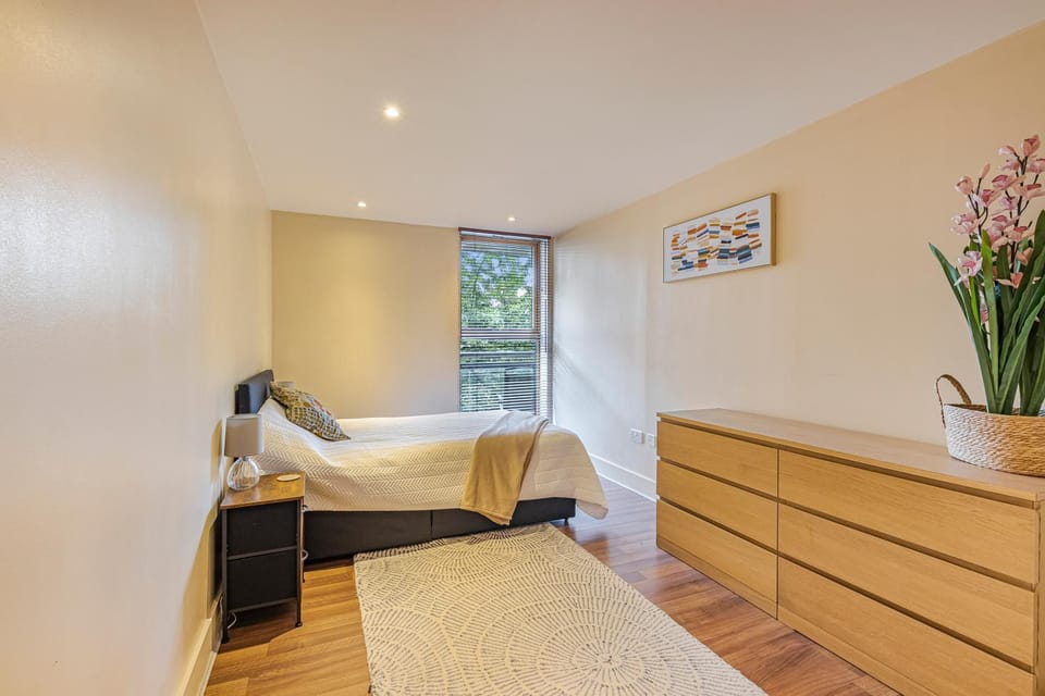 Bright 1-Bedroom Apartment in E14 Apartment in London Borough of Lewisham