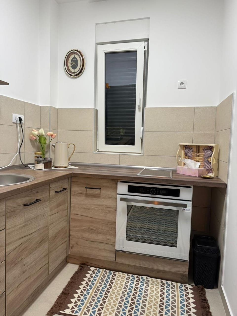 Nest24- cozy apartment with terrace and private garage Apartment in Serbia