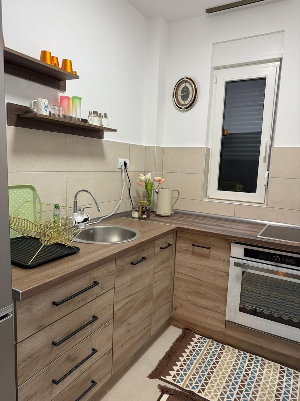 Nest24- cozy apartment with terrace and private garage Apartment in Serbia
