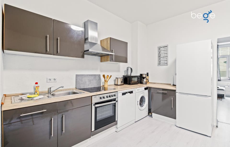Kitchen or kitchenette, stove, kitchen
