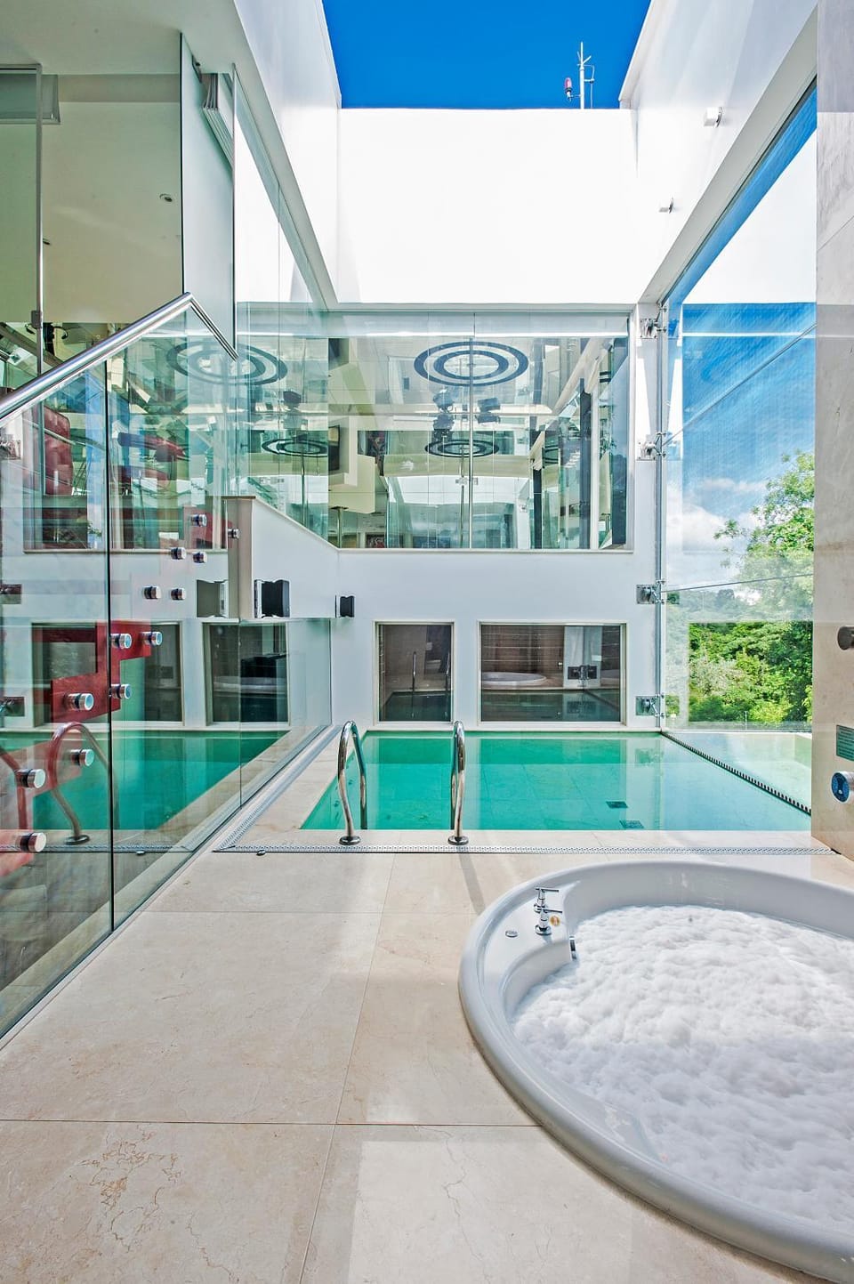 Day, Photo of the whole room, Swimming pool