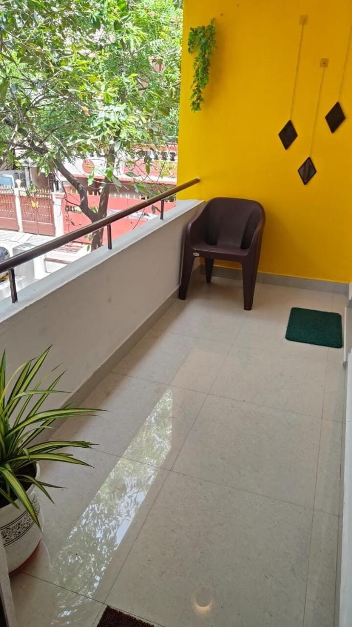 CHIC 4BHK Just 9 Mins to Beach and WhiteTown 4 groups TWLIGHT House in Puducherry