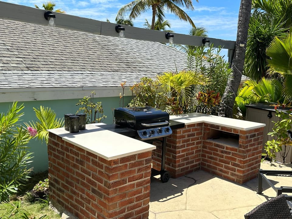 Patio, BBQ facilities, Garden