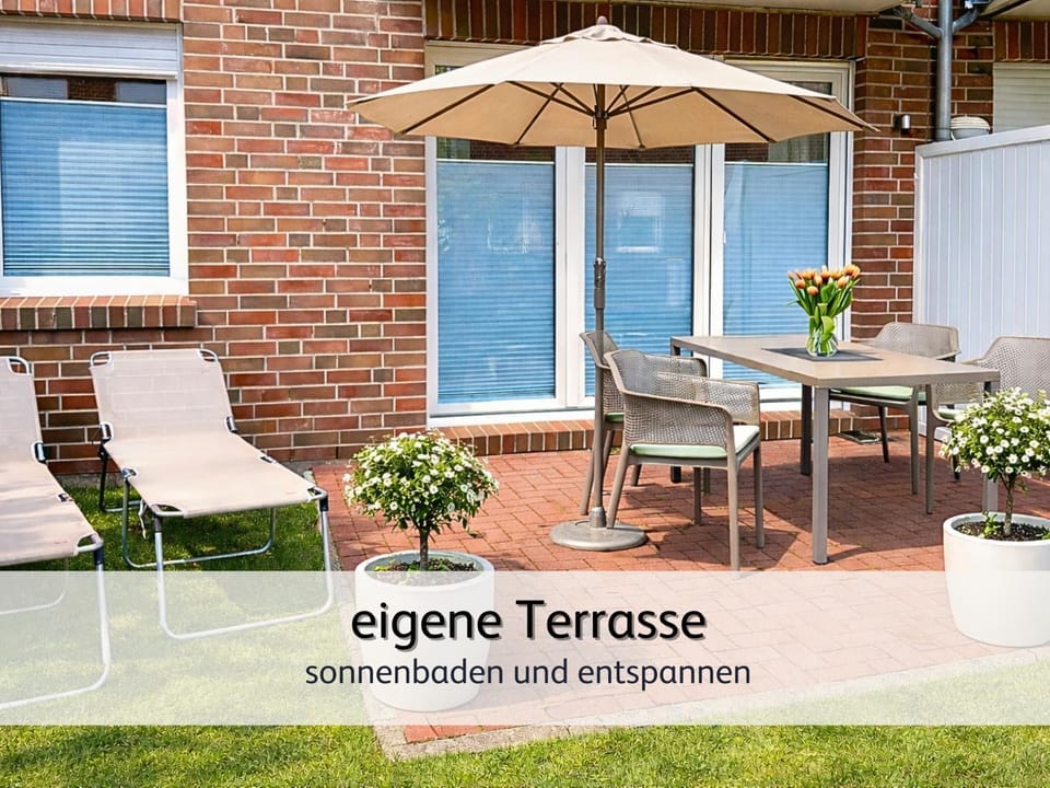 Property building, Patio, Spring, Day, Summer, Garden, Garden, Dining area, Text overlay, Garden view, Garden view, Family, sunbed