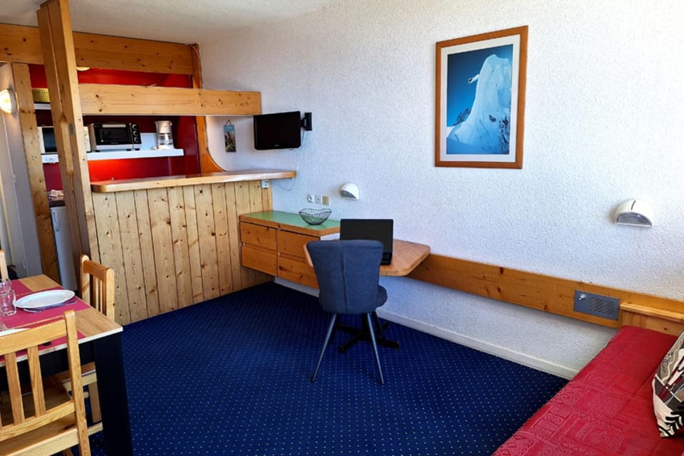 Apartment on the snow front Arc 1800 Paradiski Apartment in Landry
