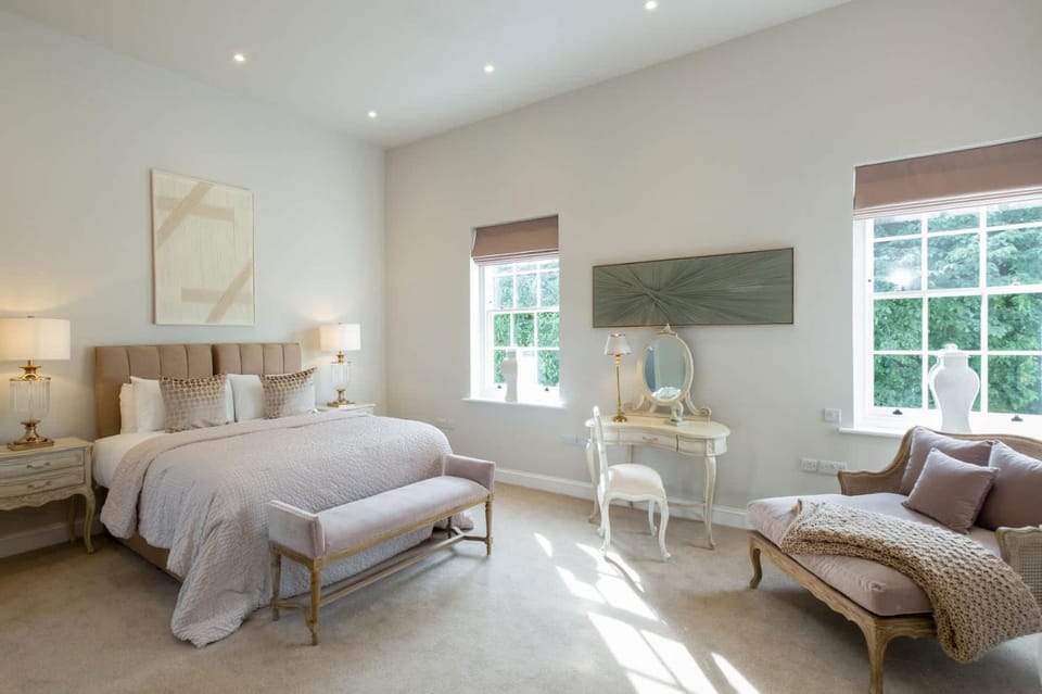 The Talbot & Granary - Exclusive Elegant Homes House in Daventry District